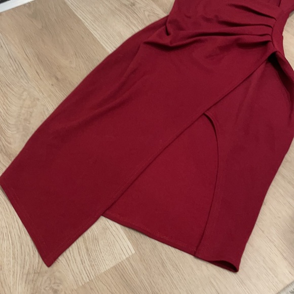 PRETTY LITTLE THING DRESS - Picture 4 of 6